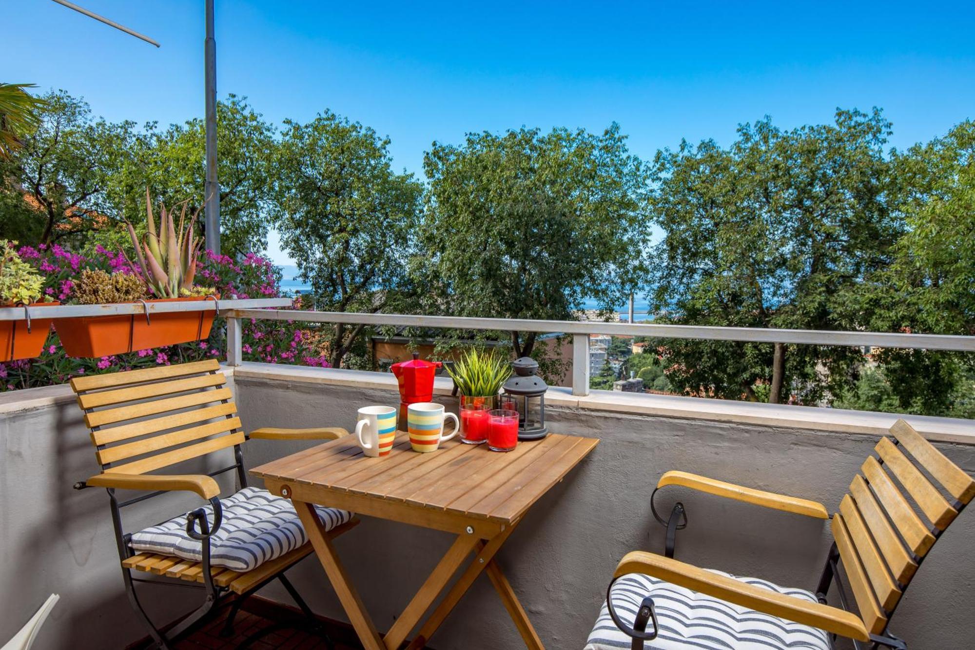 Apartment Tiziano-Belveder With Private Garage Rijeka Eksteriør billede