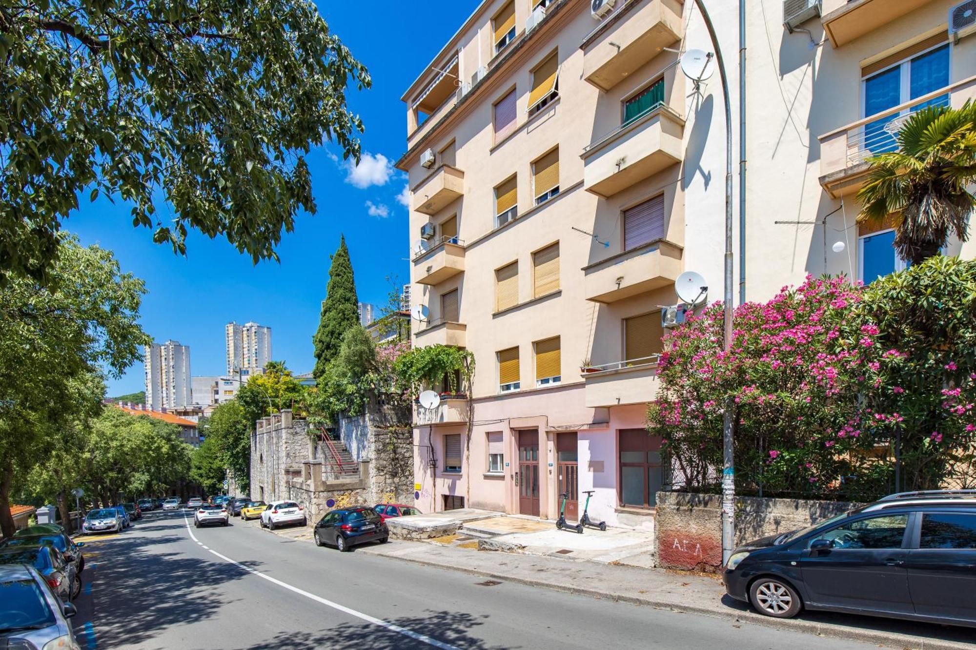 Apartment Tiziano-Belveder With Private Garage Rijeka Eksteriør billede